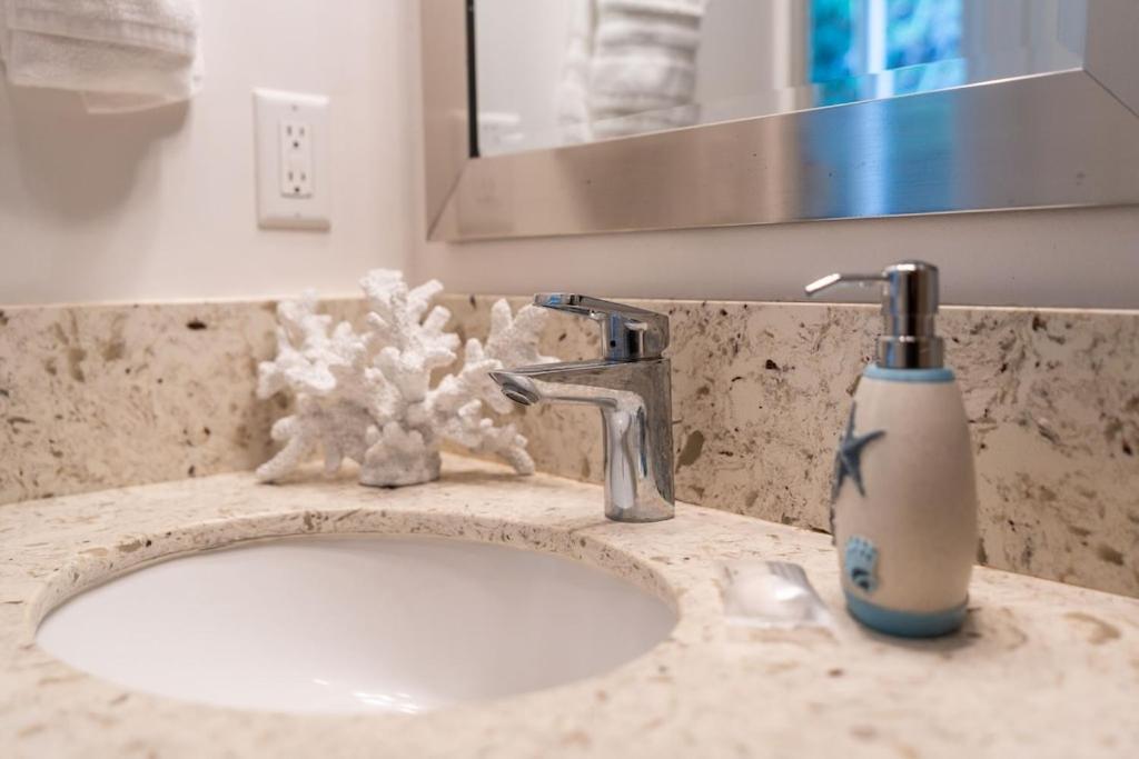 Unit 4 Maui Ohana Modern Studio Wailuku ภายนอก รูปภาพ